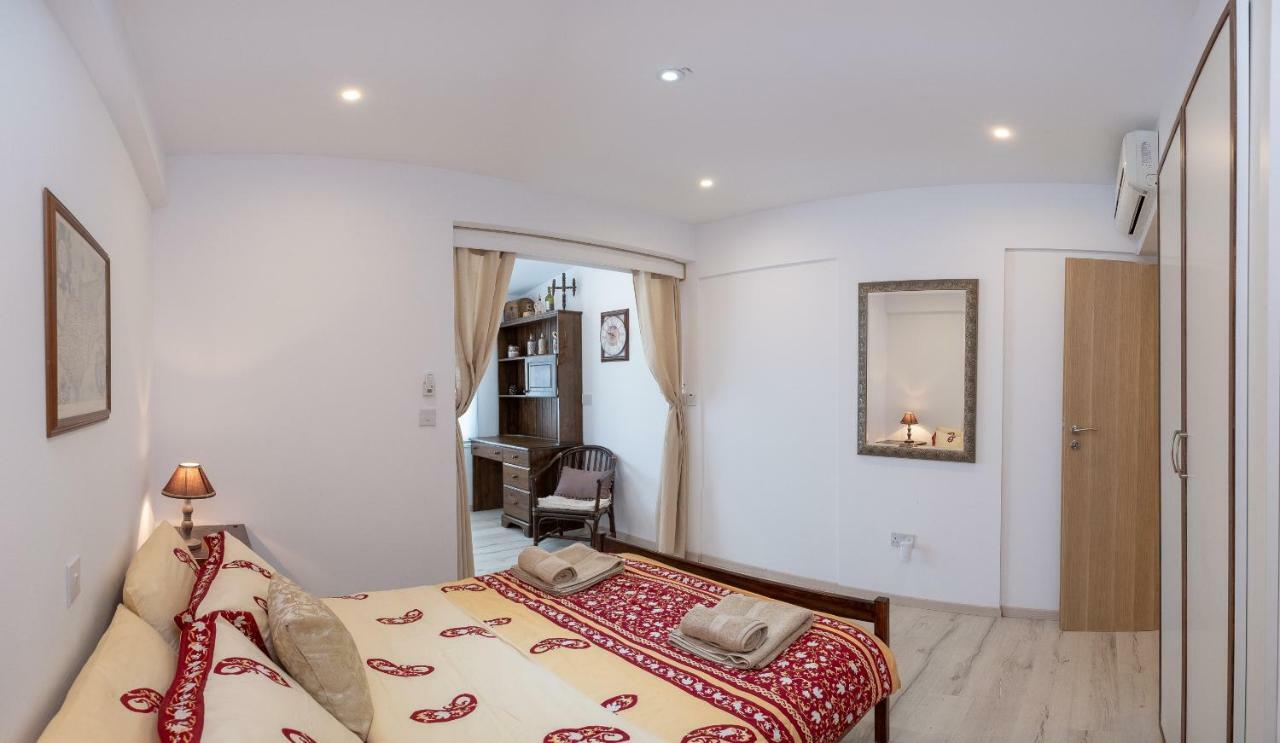 Apartament Townhouse By The Sea Pirate Harbor Pafos Zewnętrze zdjęcie